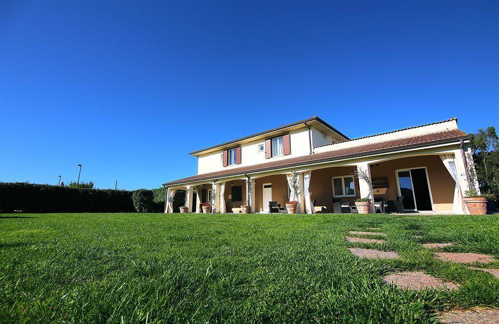 Hotel Domominore Fertilia Exterior photo